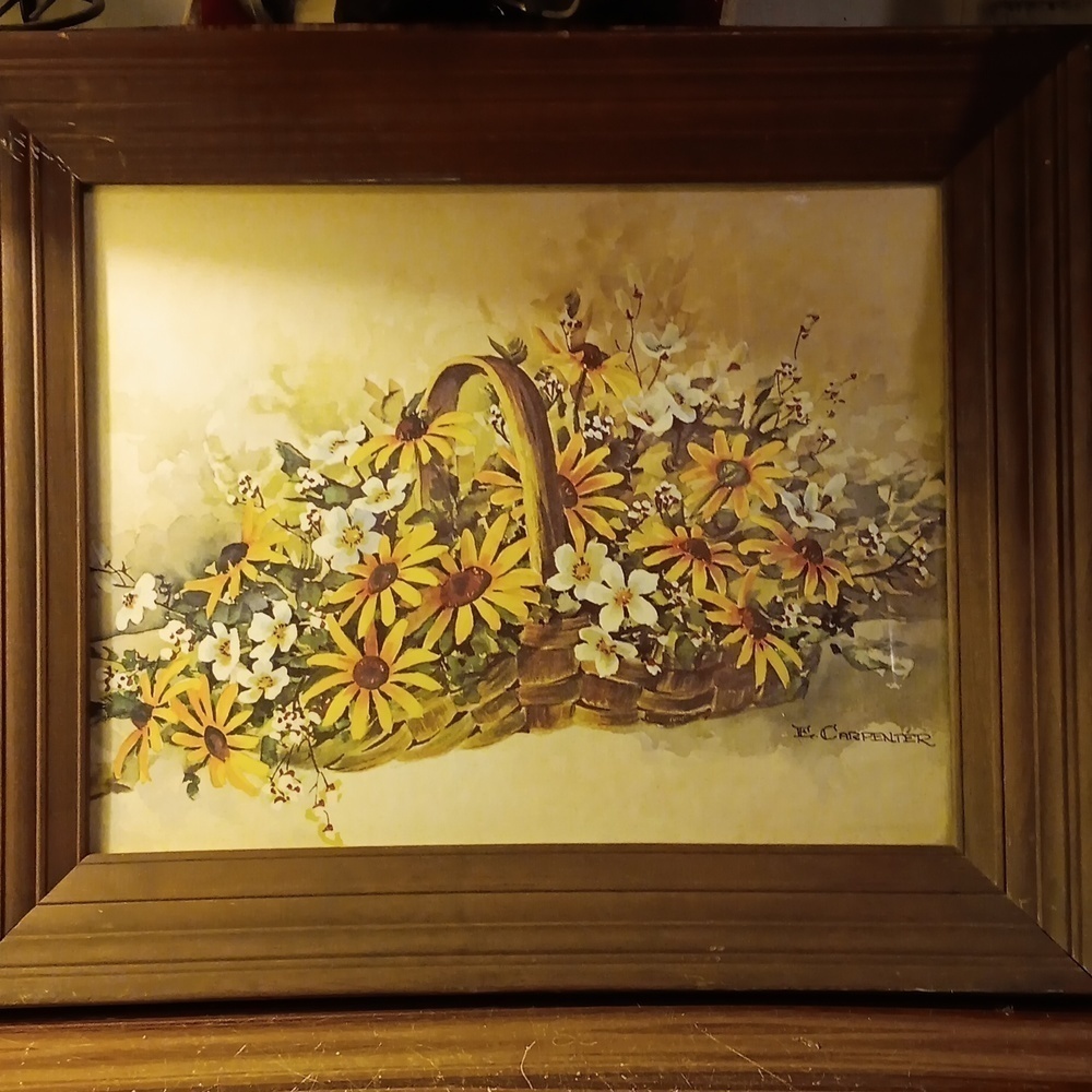 Vintage E.Carpenter daisies in a basket